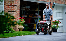 Briggs & Stratton Showcases User-Driven Innovation at GIE+EXPO